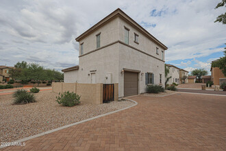 21924 N 102nd Ln in Peoria, AZ - Foto de edificio - Building Photo