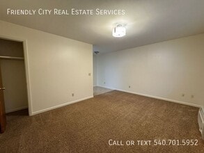 1115 Lincolnshire Dr in Harrisonburg, VA - Building Photo - Building Photo