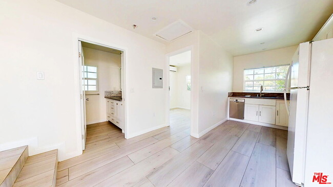 19020 Sylvan St