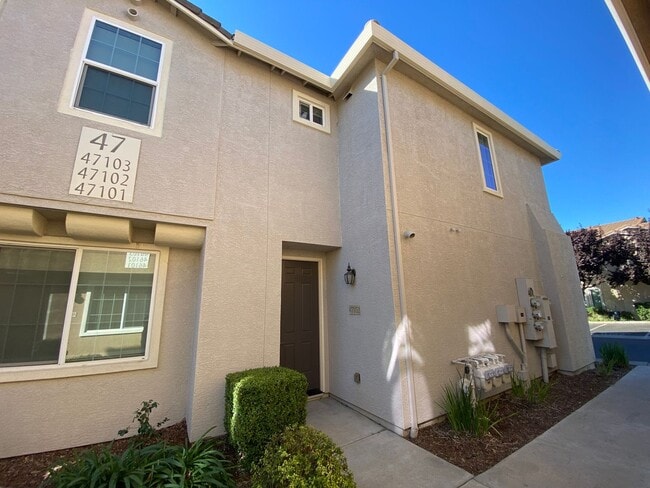 7515 Sheldon Rd in Elk Grove, CA - Building Photo - Building Photo