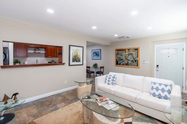 1526 San Jose St in Oceanside, CA - Building Photo - Building Photo