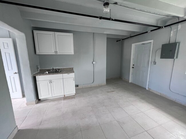 property at 354 Rardin Ave