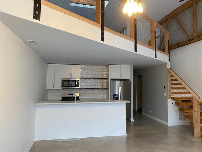 2308 Lee St in Evanston, IL - Building Photo - Building Photo