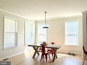 1717 Evansberry Dr in Frederick, MD - Building Photo - Building Photo