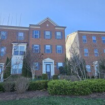 4380 Shamrock Dr in Monrovia, MD - Building Photo
