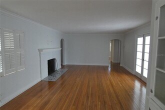 637 23rd Ave N in St. Petersburg, FL - Building Photo - Building Photo