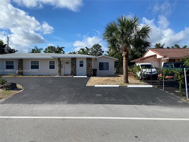 2625 NE 32nd St in Fort Lauderdale, FL - Building Photo - Building Photo