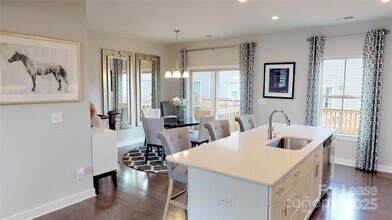 1904 Catkin Ln in Charlotte, NC - Building Photo - Building Photo