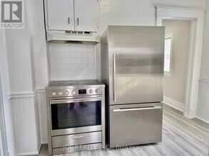 6269 Ash St in Niagara Falls, ON - Building Photo - Building Photo