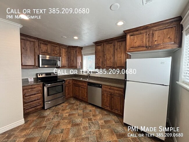 property at 531 N 600 E