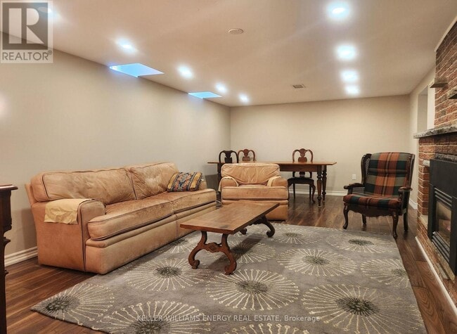 property at 737 Law St