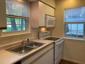 575 Valley View Dr in Branson, MO - Building Photo - Building Photo