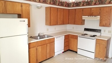 2119 S Loop 289 in Lubbock, TX - Building Photo - Building Photo