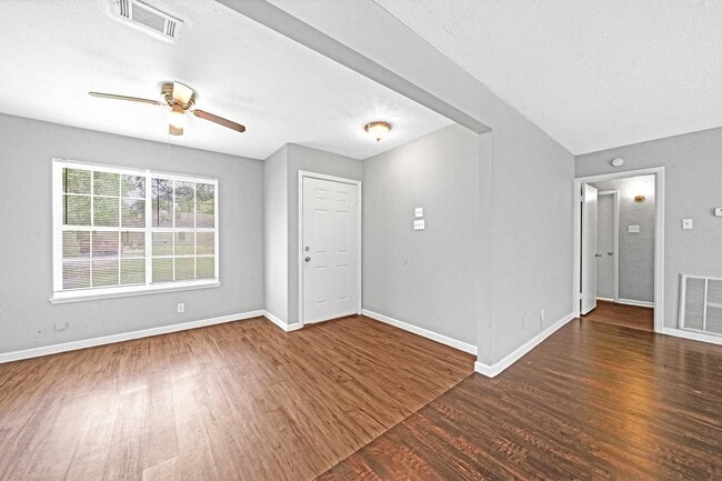 property at 2425 Florence St