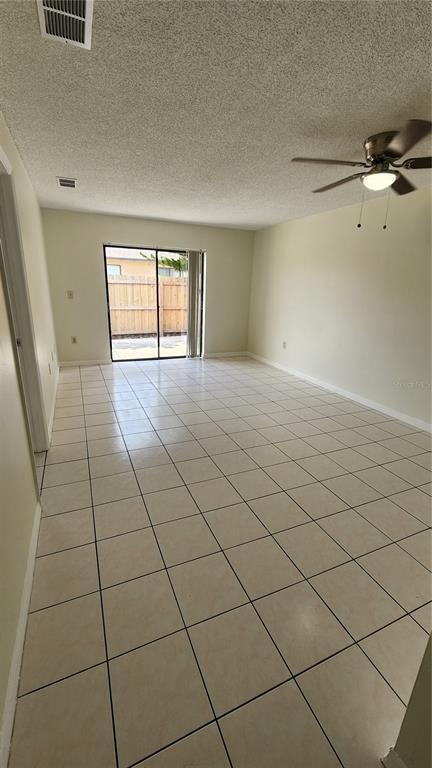 2108 Bahamas Ct in Kissimmee, FL - Building Photo - Building Photo