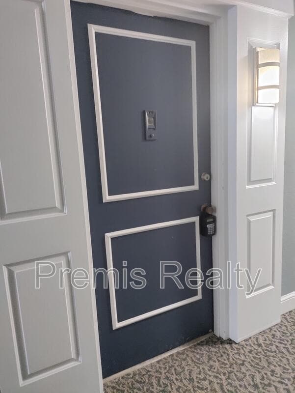 property at 880 Mandalay Ave