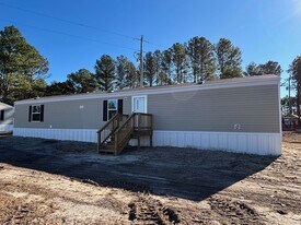 9833 NC-705 in Eagle Springs, NC - Building Photo
