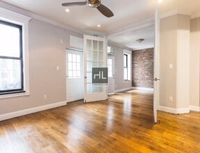RENOVATED 3 BED IN GRAMERCY! in New York, NY - Building Photo - Building Photo