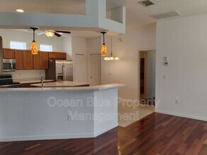 8009 Shaddock Pl in Land O Lakes, FL - Building Photo - Building Photo