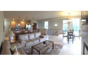 1155 E Banta Ct, Unit 1155 in Appleton, WI - Building Photo - Building Photo