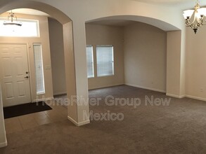 2148 S Ensenada Cir SE in Rio Rancho, NM - Building Photo - Building Photo