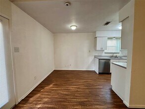 1237 N Knowles Dr in Saginaw, TX - Building Photo - Building Photo