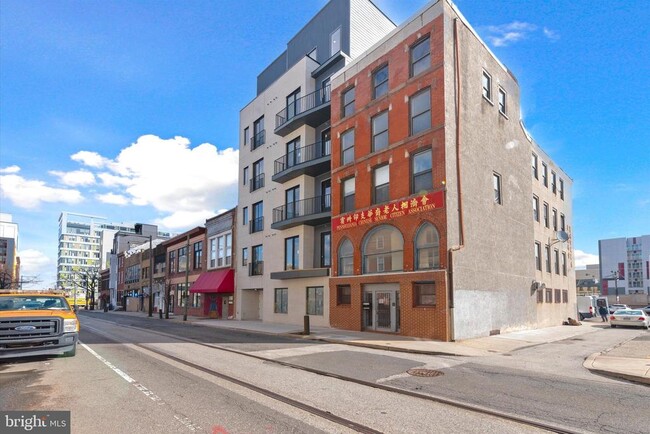 225 N 12th St