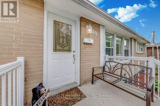 449 Fernhill Blvd in Oshawa, ON - Building Photo - Building Photo