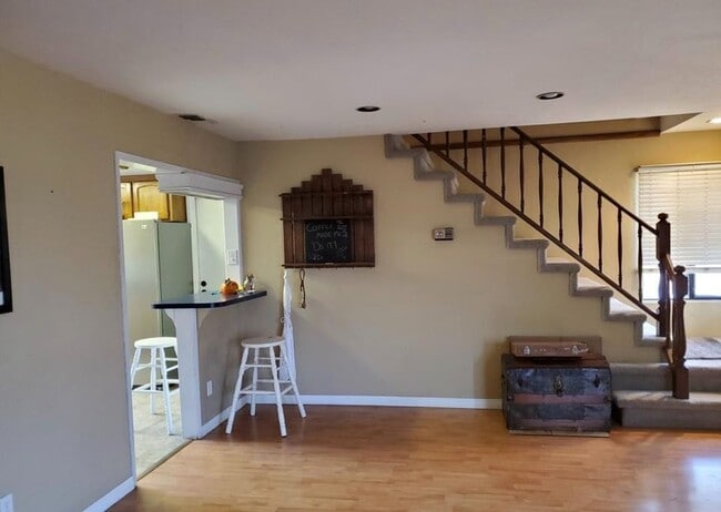 1785 Dayton Dr, Unit Upper West Bedroom in Lemon Grove, CA - Building Photo - Building Photo