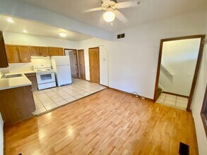 304 Perrin St in Ypsilanti, MI - Foto de edificio - Building Photo