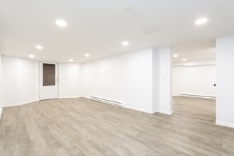 400 W Bridge St in Morrisville, PA - Building Photo - Building Photo