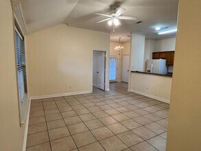 1902 W Sanford St-Unit -A in Arlington, TX - Building Photo - Building Photo