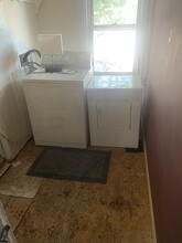 9222 Old Tyburn Rd in Morrisville, PA - Building Photo - Building Photo