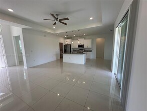 3000 36th St W in Lehigh Acres, FL - Building Photo - Building Photo