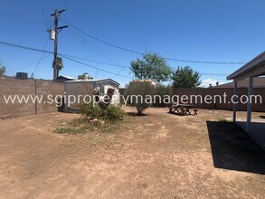 2202 W Palmaire Ave in Phoenix, AZ - Building Photo - Building Photo