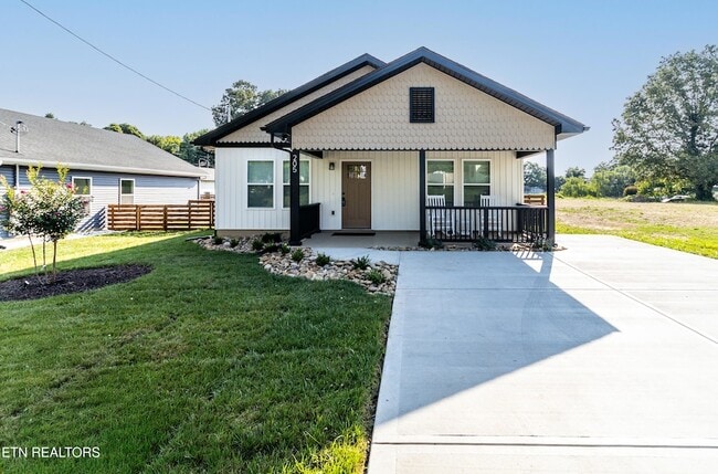 property at 205 Kingwood Rd