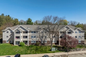 Madison Estates in Madison, WI - Foto de edificio - Building Photo
