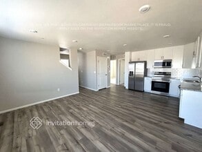 13561 E 103rd Pl in Commerce City, CO - Foto de edificio - Building Photo