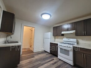 1224 V St in Sacramento, CA - Building Photo - Building Photo