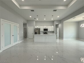 417 Paddock St in Lehigh Acres, FL - Building Photo - Building Photo