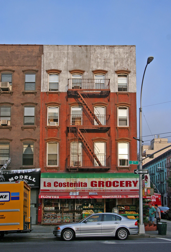 2155 Second Ave in New York, NY - Foto de edificio - Building Photo