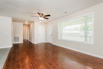 29 Montclair Ave in Goose Creek, SC - Foto de edificio - Building Photo