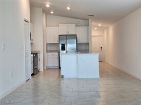 12150 Dakota Ridge Pl in Lehigh Acres, FL - Building Photo