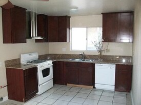 26001 Juanita St in Loma Linda, CA - Building Photo