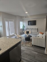 Kennedy Apartments in Indianapolis, IN - Foto de edificio - Building Photo