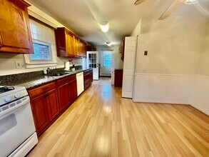 80 Josephine Evaristo Ave in Greenwich, CT - Building Photo - Building Photo