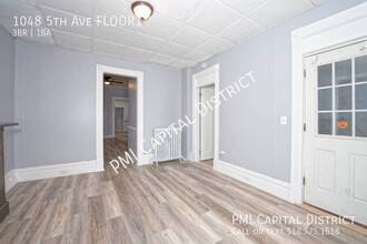 1048 5th Ave in Troy, NY - Building Photo - Building Photo
