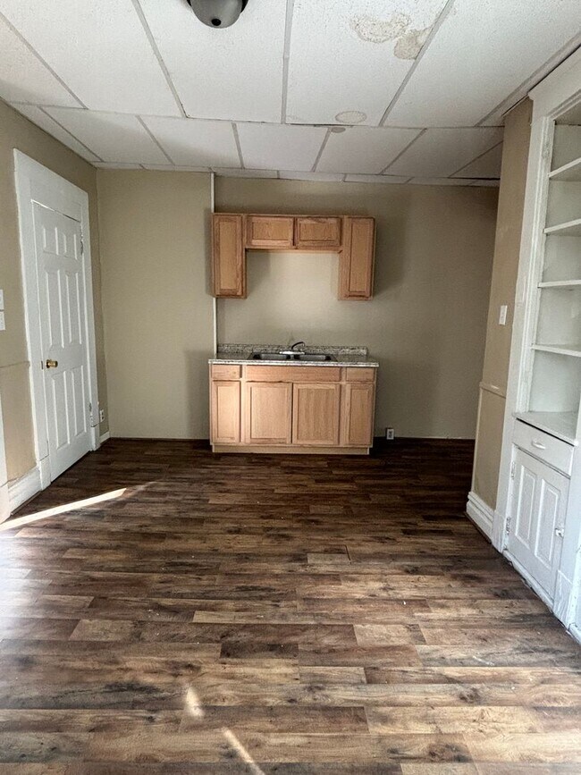 502 Florence Ave in New Castle, PA - Building Photo - Building Photo