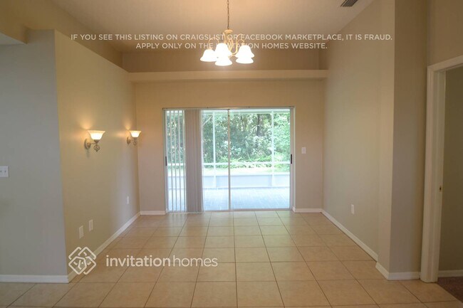 28423 Meadowrush Way in Zephyrhills, FL - Building Photo - Building Photo