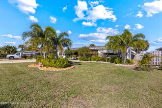 229 NE 1st St in Satellite Beach, FL - Building Photo - Building Photo
